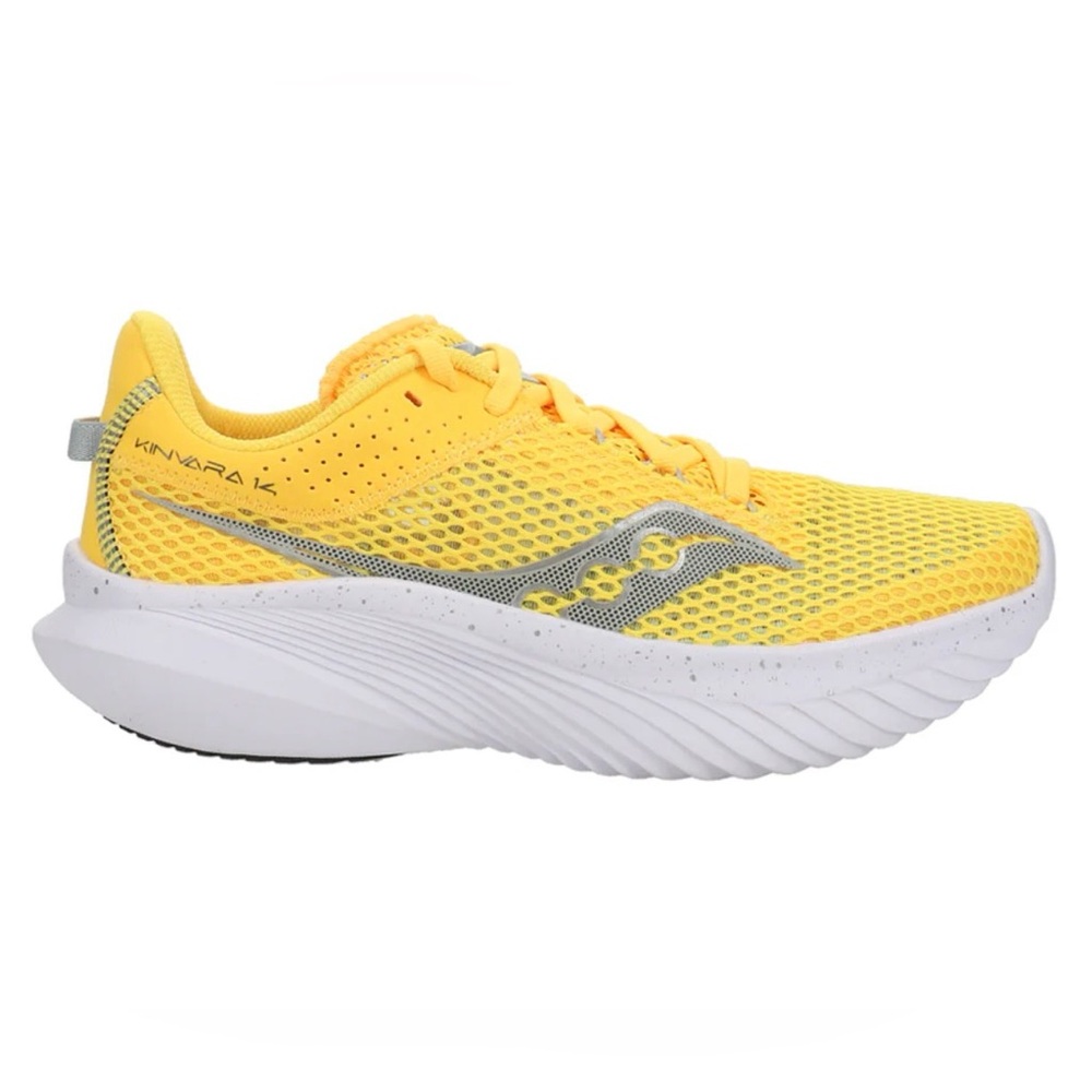 Saucony Kinvara 14 Running Shoes Yellow Mesh Silver Logo Sneakers Size 8.5